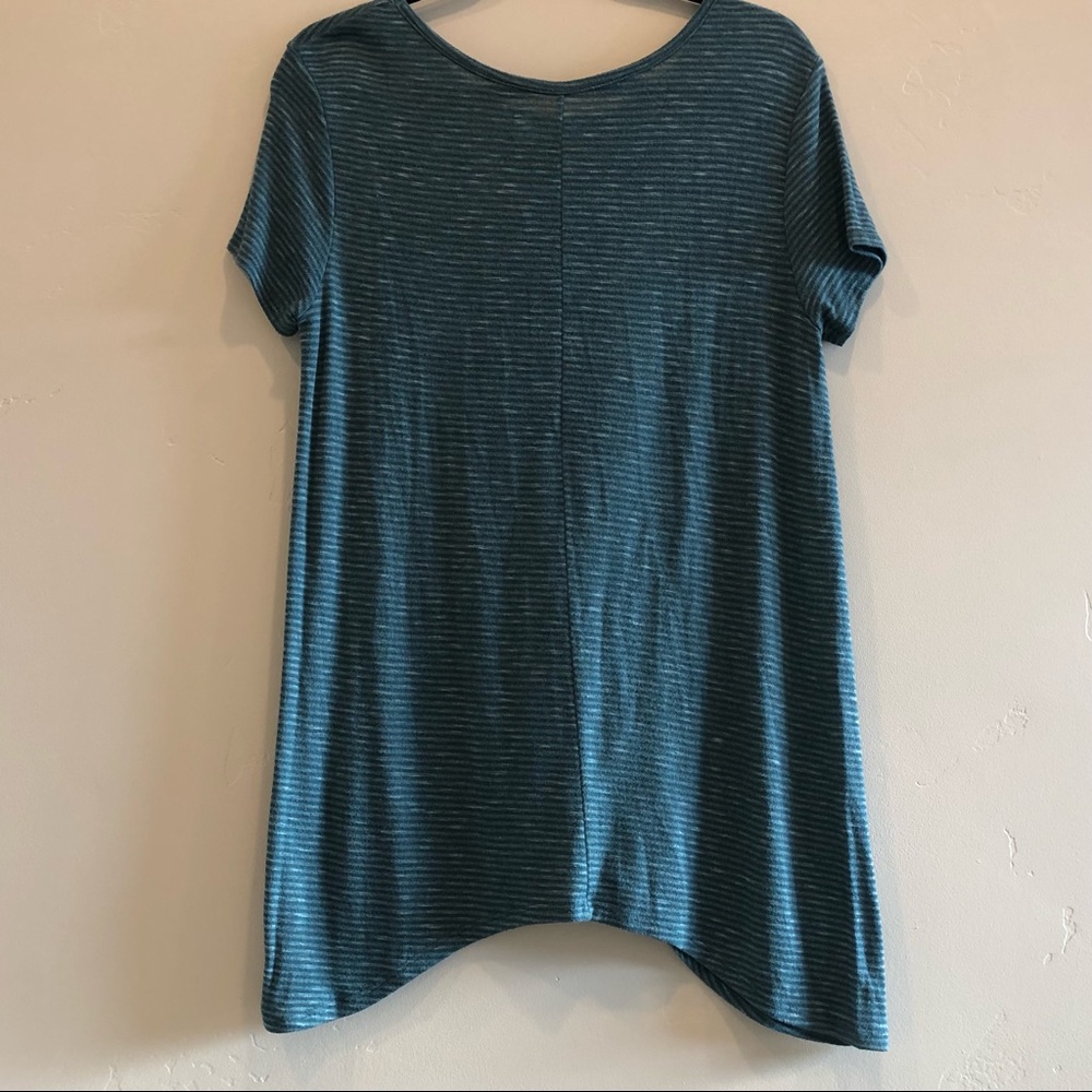 Old Navy XXL Cute Green Top Plus Size - Picture 4 of 4